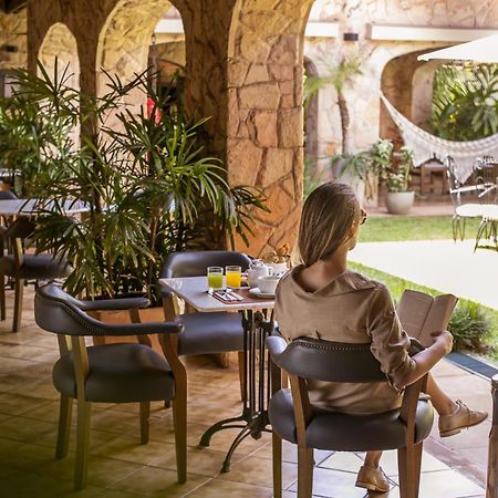 Las Lomas Casa Hotel อะซุนซิออง ภายนอก รูปภาพ