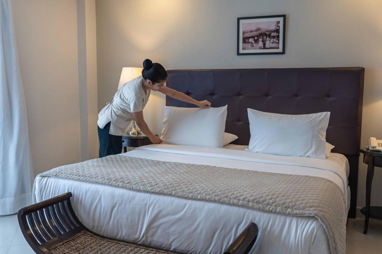 Las Lomas Casa Hotel อะซุนซิออง ภายนอก รูปภาพ