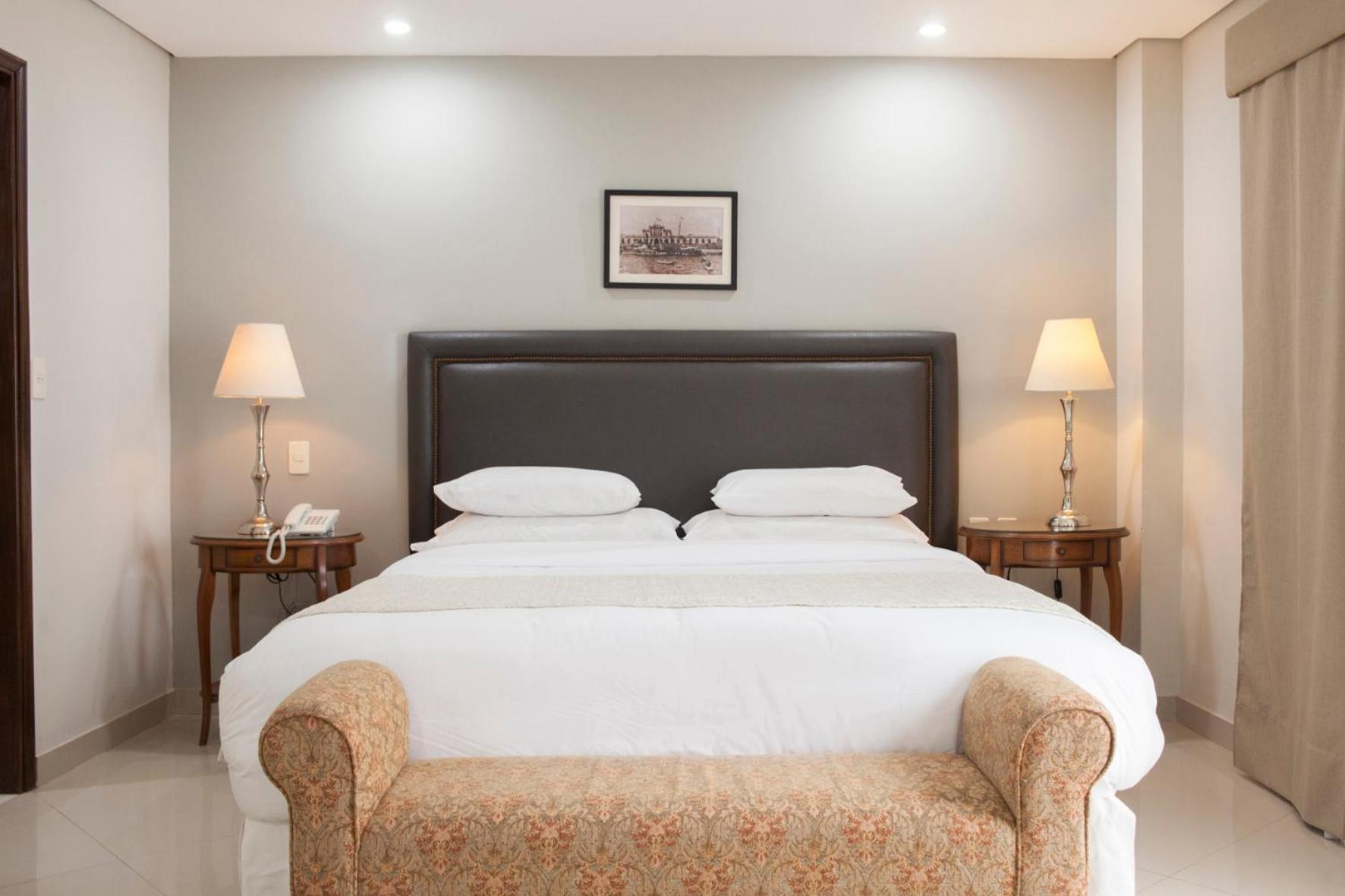 Las Lomas Casa Hotel อะซุนซิออง ภายนอก รูปภาพ