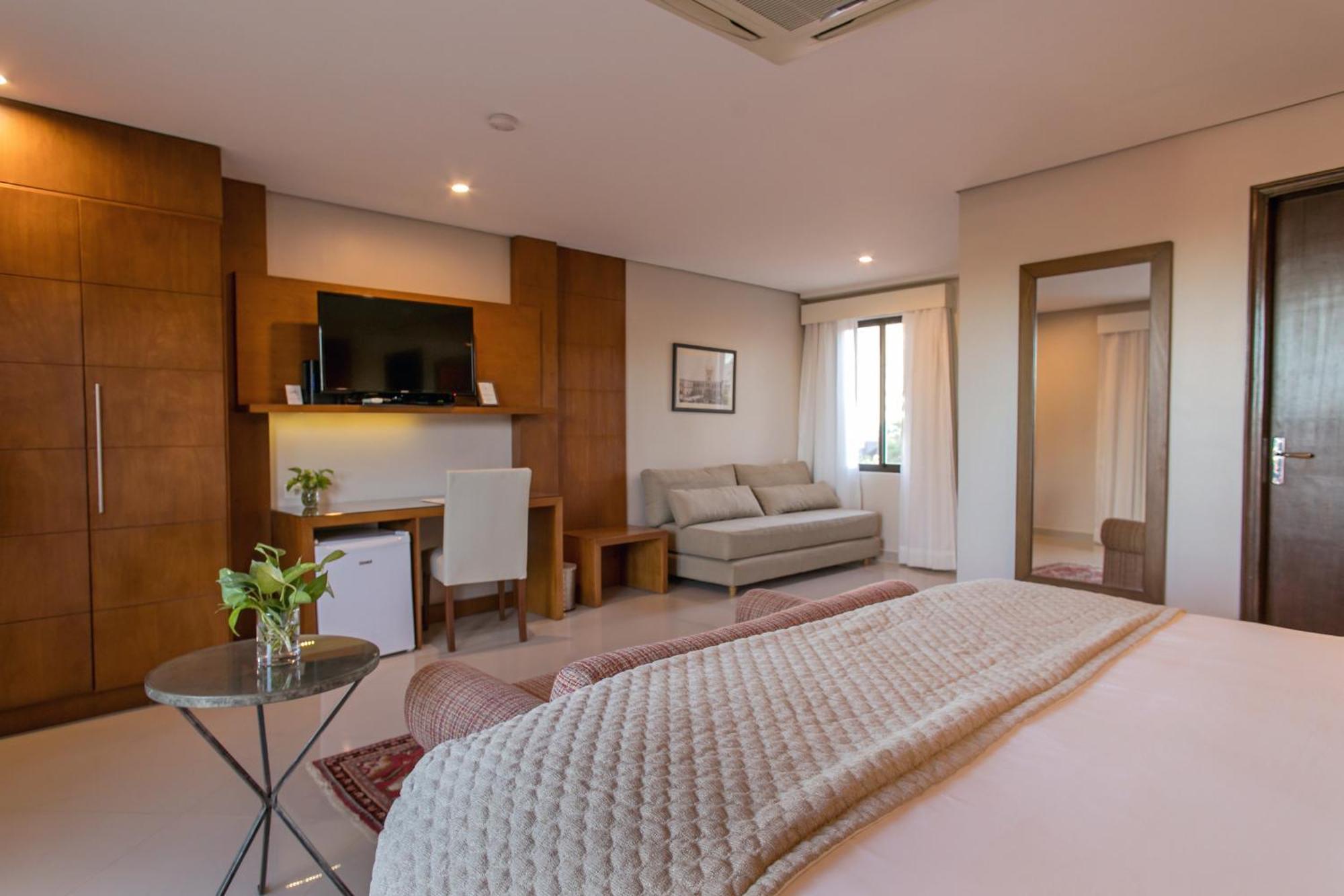 Las Lomas Casa Hotel อะซุนซิออง ภายนอก รูปภาพ
