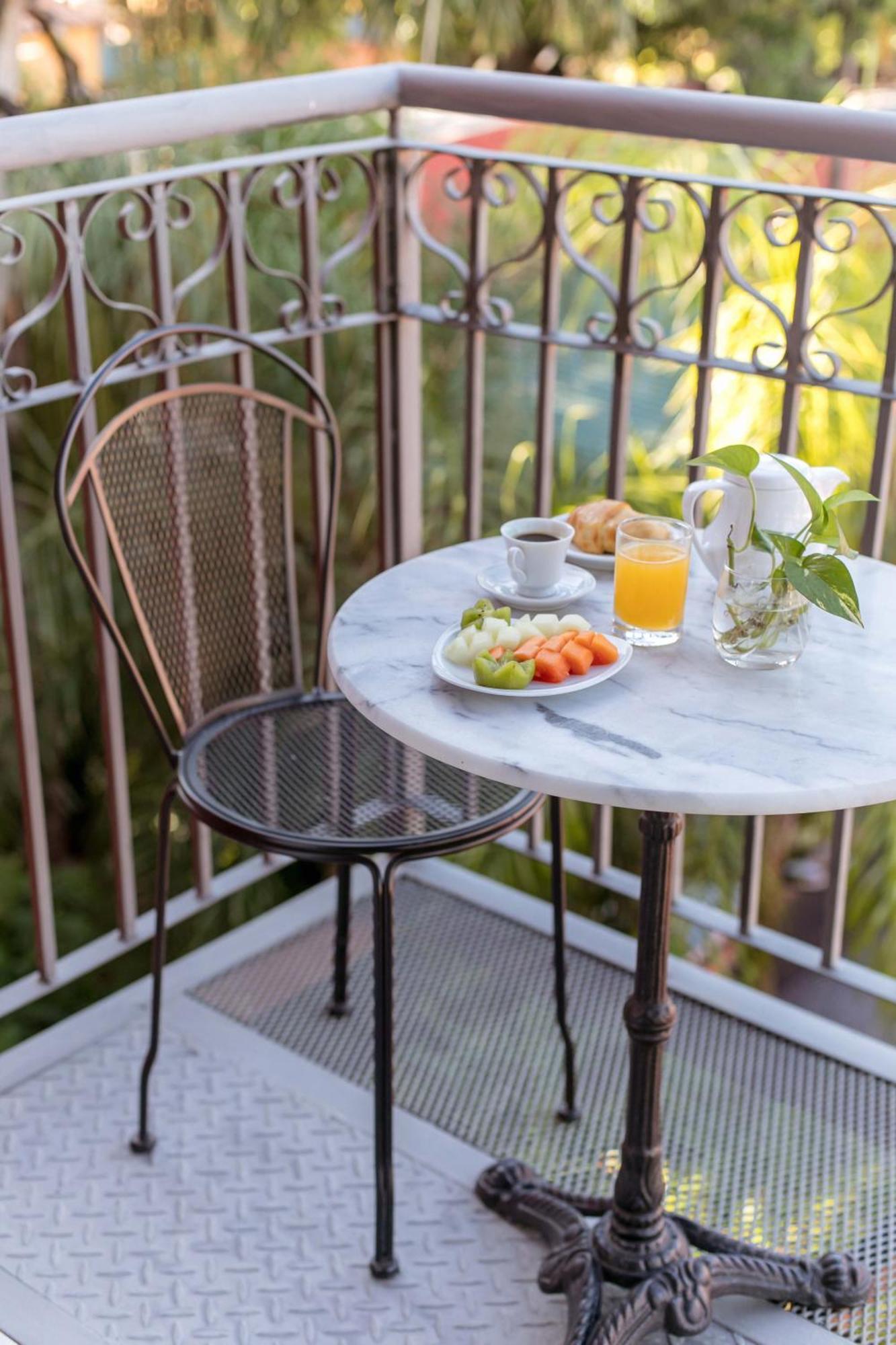Las Lomas Casa Hotel อะซุนซิออง ภายนอก รูปภาพ